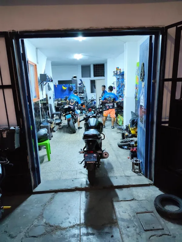 Taller de motos M6