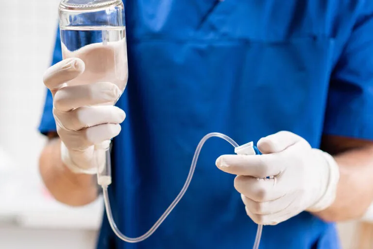 Suero fisiológico 0.9% frasco x 500ml