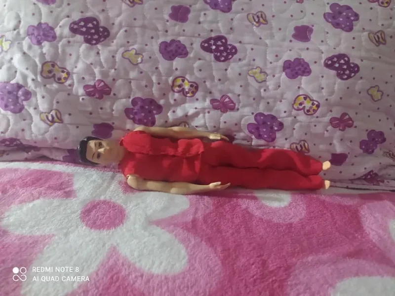 Ropita y conjuntos para muñecas Barbie y Ken de todos los modelos, en Chimbote