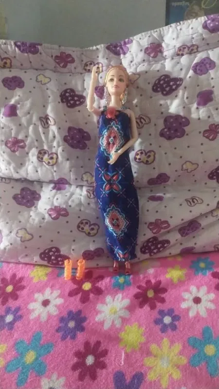 Ropita y conjuntos para muñecas Barbie y Ken de todos los modelos, en Chimbote
