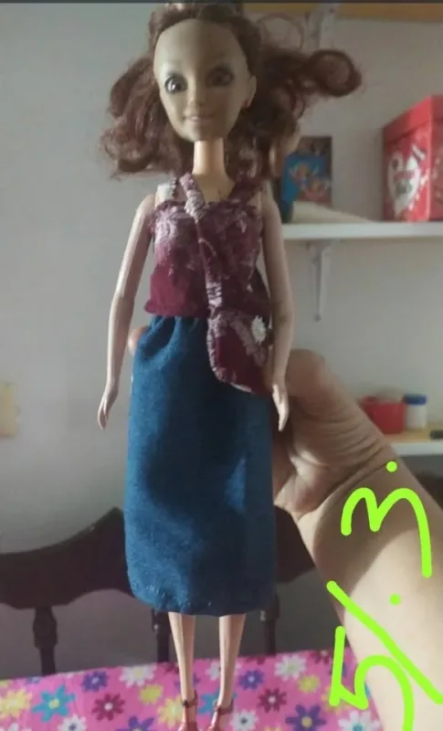 Ropita y conjuntos para muñecas Barbie y Ken de todos los modelos, en Chimbote
