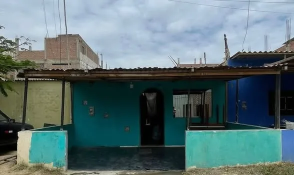 Terreno de 6 x 18 m² en venta en Tahuantinsuyo, Nuevo Chimbote, con luz, agua, desagüe y gas natural