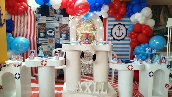 Alquiler de toldos, decoración con globos, sillas, mesas, menaje y mobiliario para eventos y cumpleaños en Nuevo Chimbote